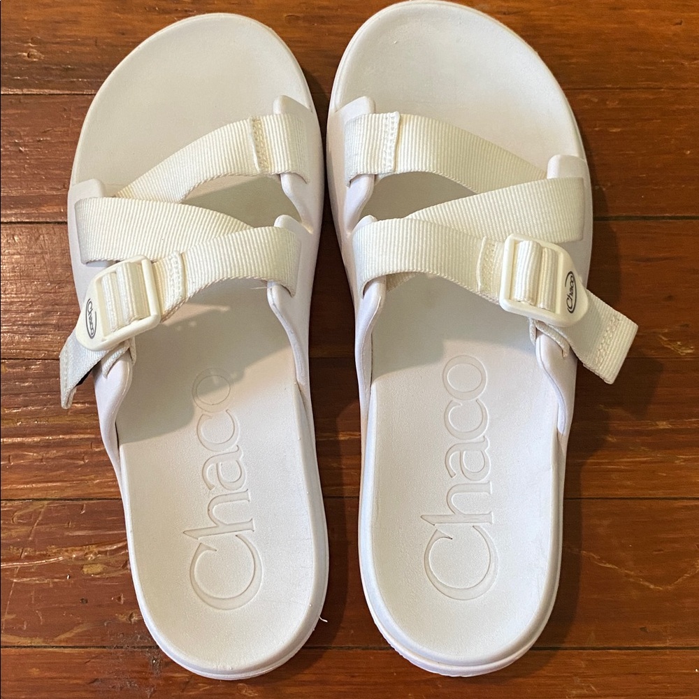 Chaco Women’s White Slide Sandals Size 9 - Picture 3 of 6